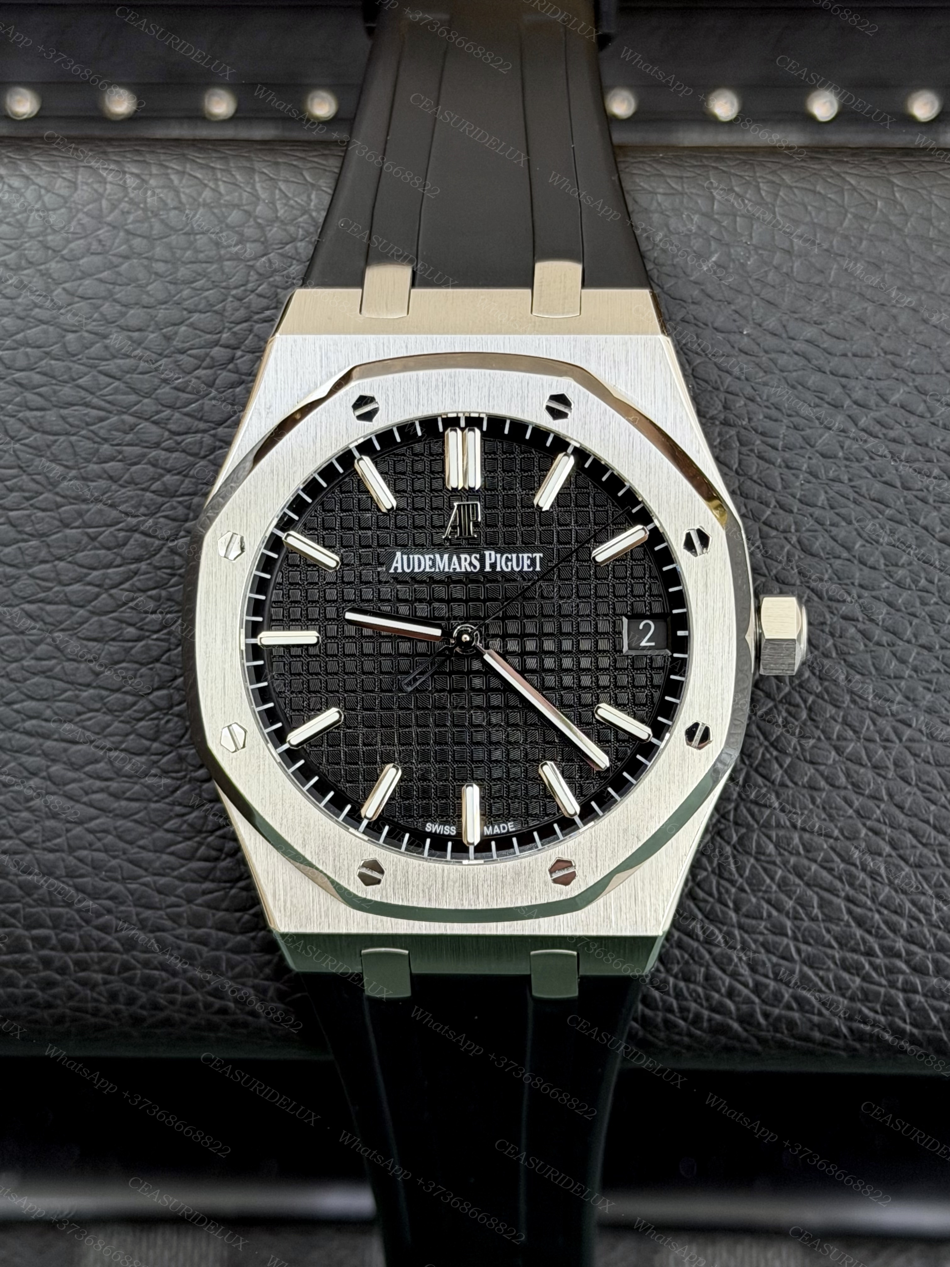 Audemars Piguet Royal Oak 41mm Steel — Black 'Grande Tapisserie' Dial on Rubber (15500ST)