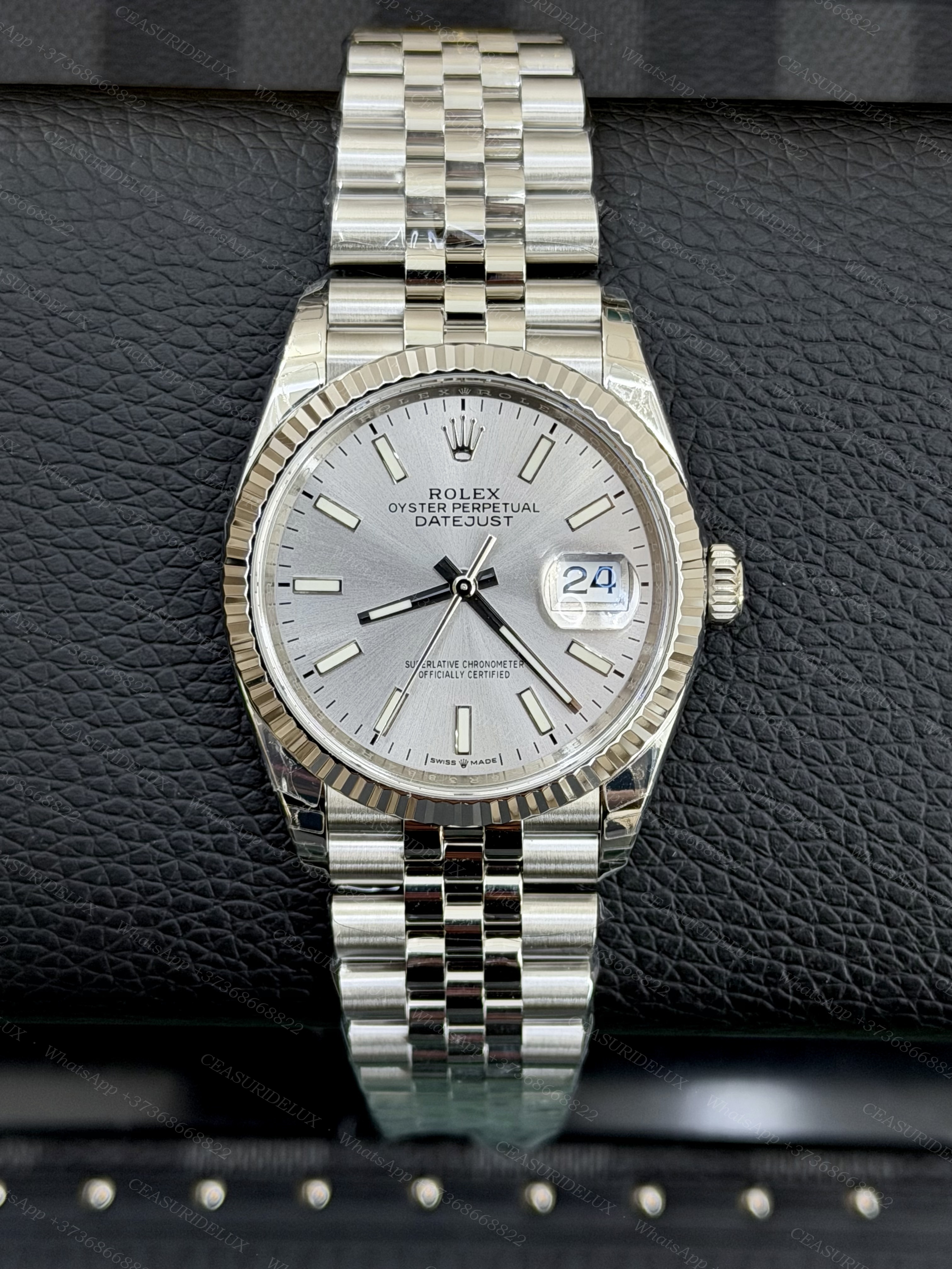 Rolex Datejust 36 Steel/White Gold — Silver Dial + Jubilee (126234)