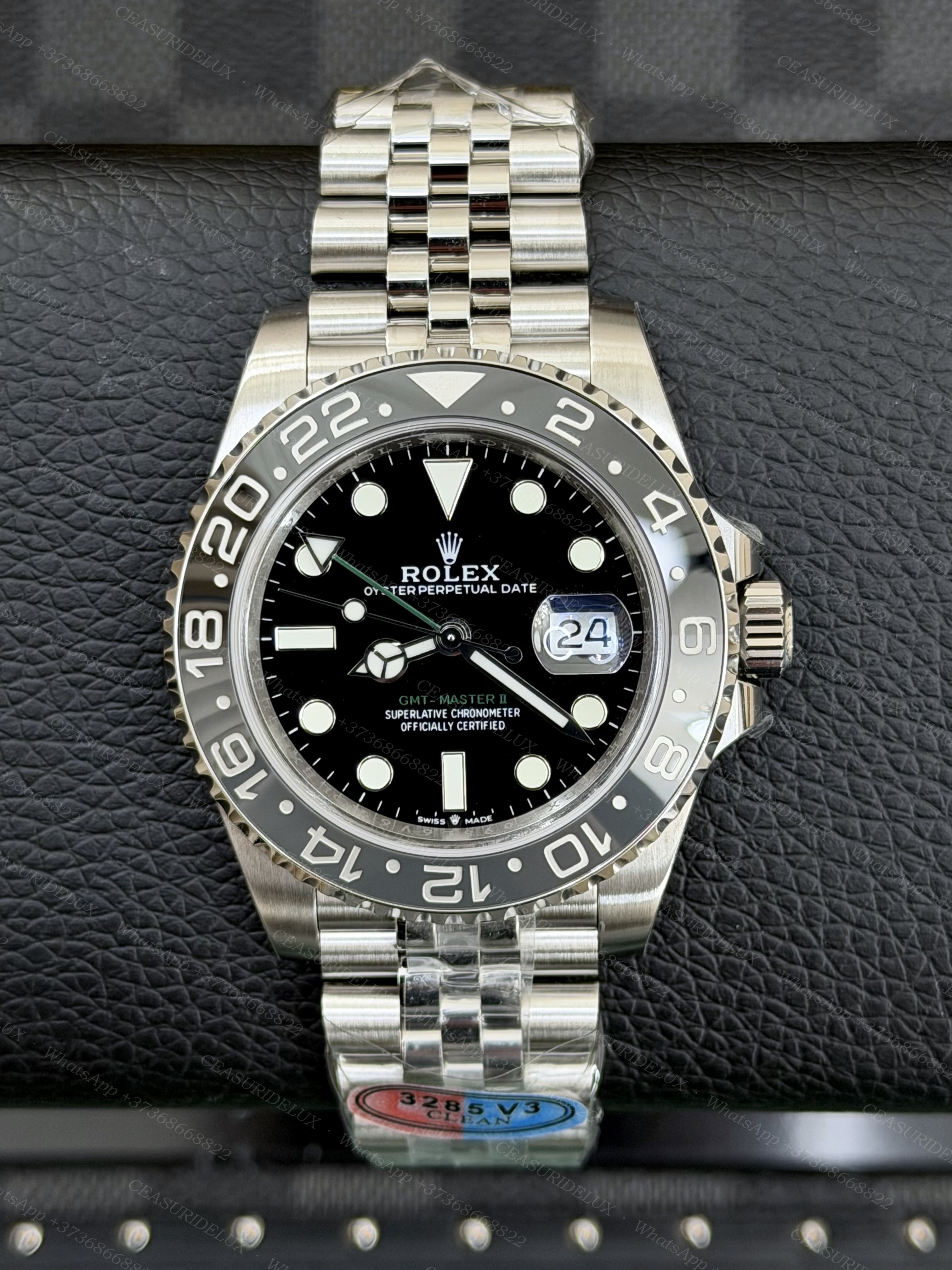 Rolex GMT-Master II Steel — Black Bezel + Green GMT Hand + Jubilee (126710GRNR)